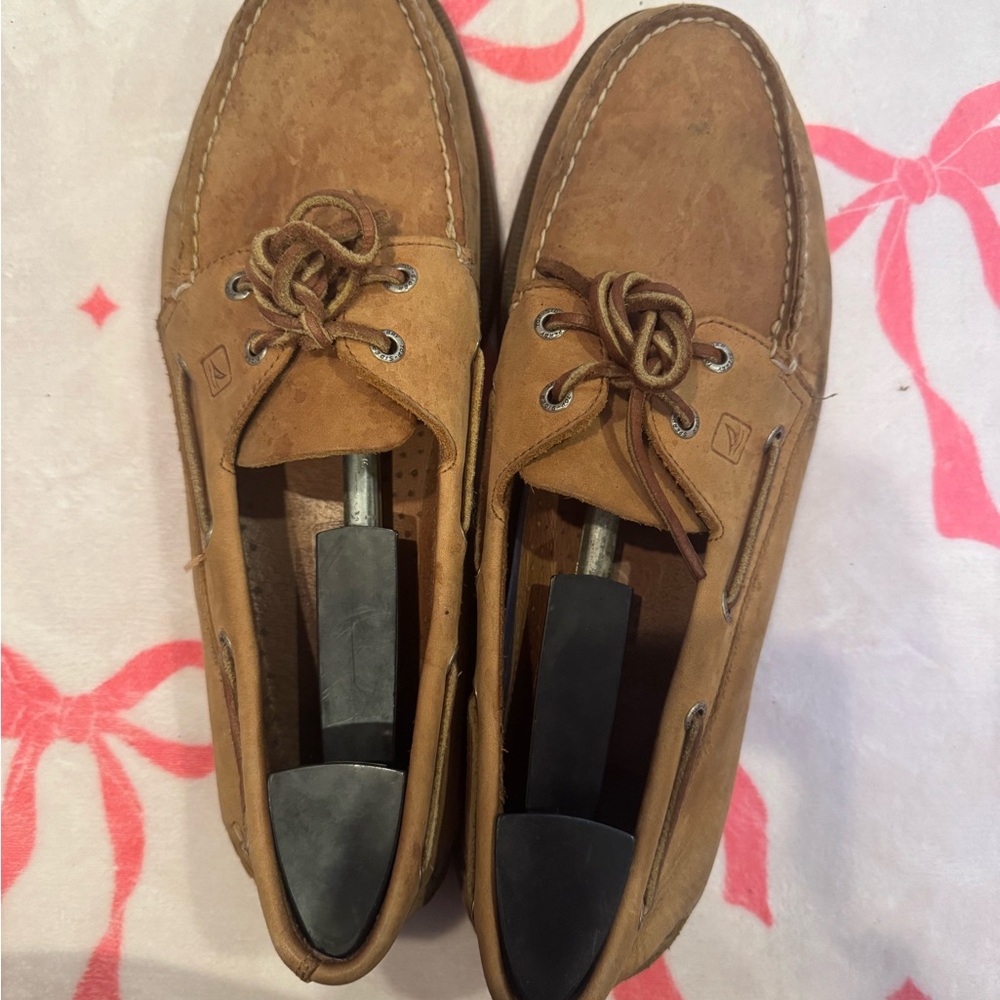Men's Tan Boat Shoes